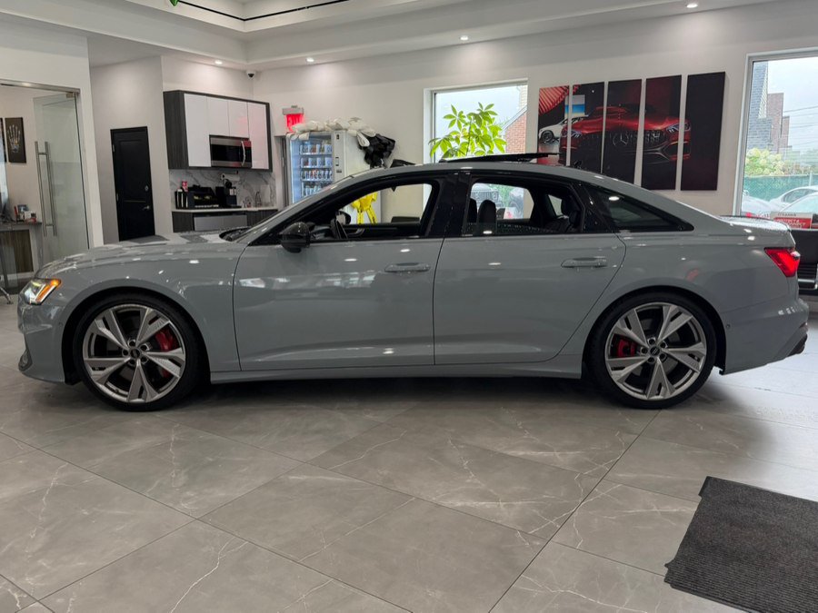 Used 2023 Audi S6 Premium Plus w/ Premium Plus Package AWD/4WD image 4