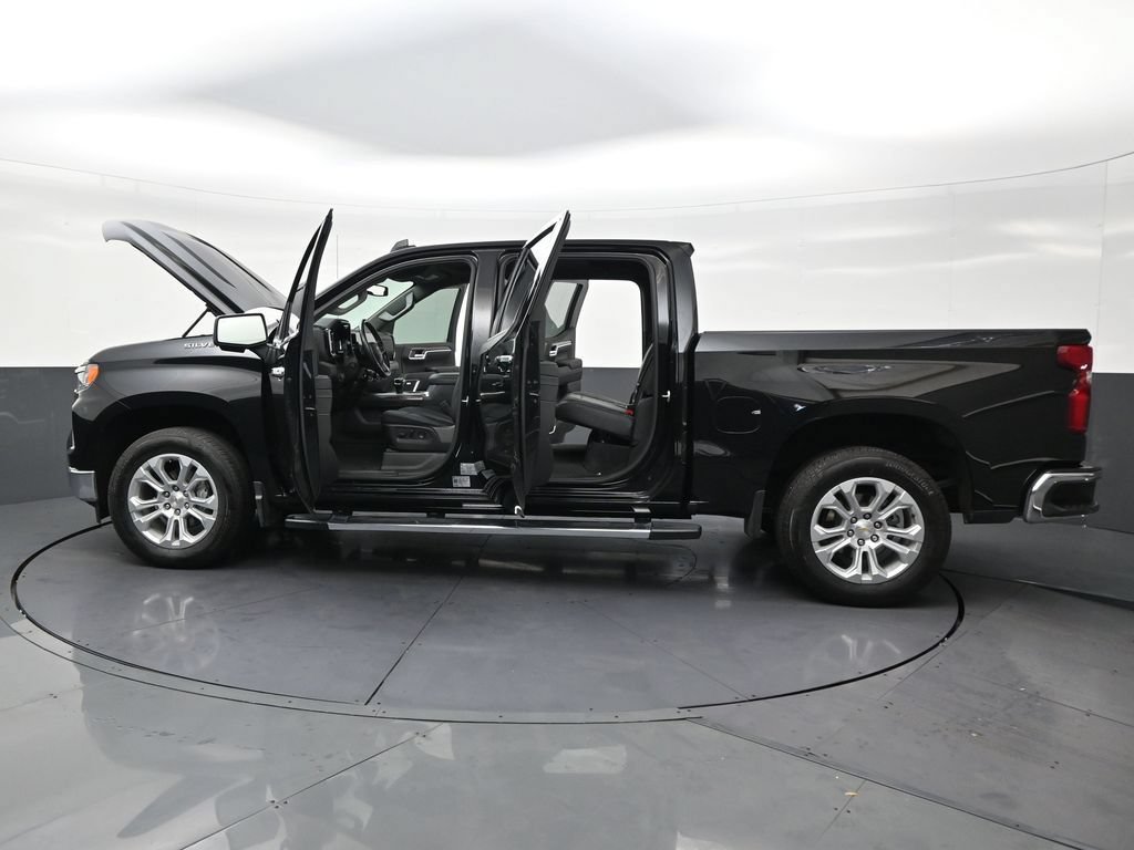 Used 2022 Chevrolet Silverado 1500 LTZ w/ LTZ Premium Package RWD image 29