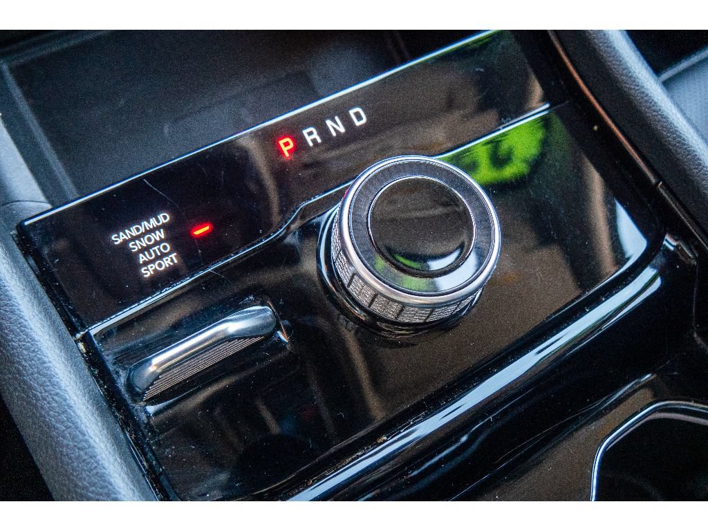 Used 2023 Jeep Grand Cherokee L Limited w/ Luxury Tech Group II AWD/4WD image 27