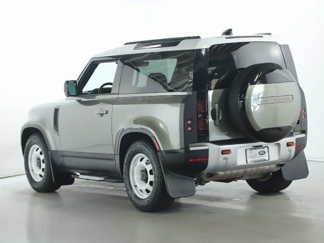 Certified 2023 Land Rover Defender 90 S image 5