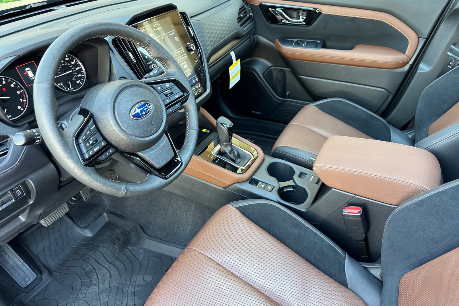 Used 2025 Subaru Forester Touring AWD/4WD image 10