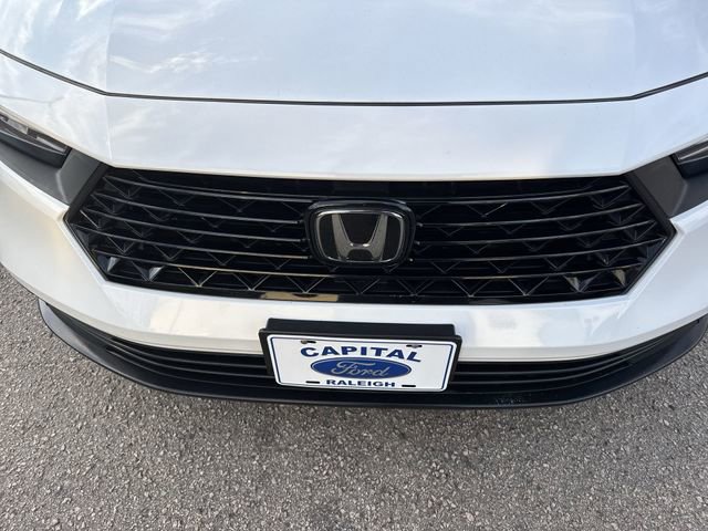 Used 2024 Honda Accord Sport image 10