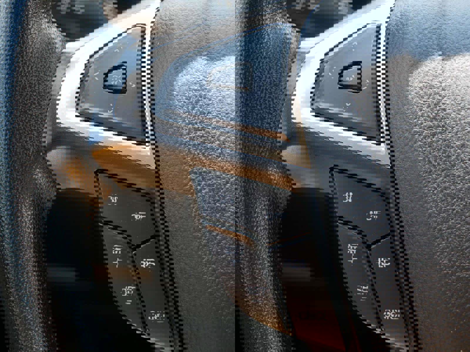 Used 2021 Ford Edge SEL w/ Convenience Package image 27