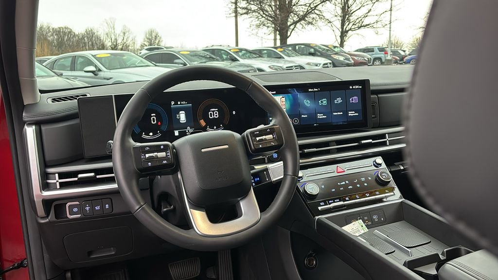 Used 2025 Hyundai Santa Fe SEL image 13