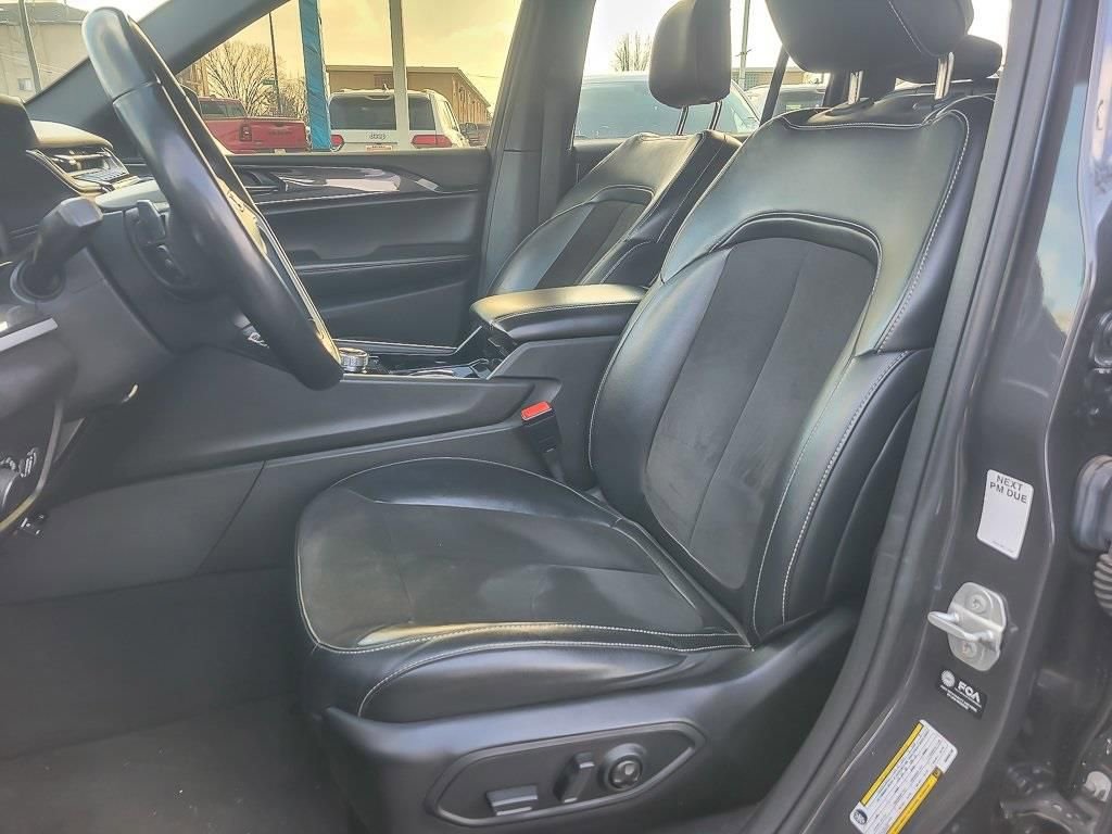 Certified 2022 Jeep Grand Cherokee Altitude image 9