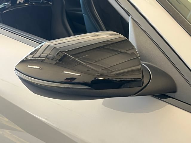 Used 2024 Hyundai Elantra N FWD image 17