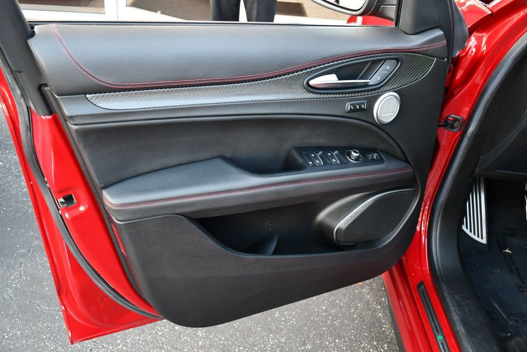 Used 2018 Alfa Romeo Stelvio Quadrifoglio w/ Driver Assist Dynamic Package image 11