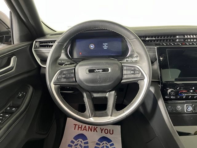 Used 2023 Jeep Grand Cherokee L Laredo AWD/4WD image 17