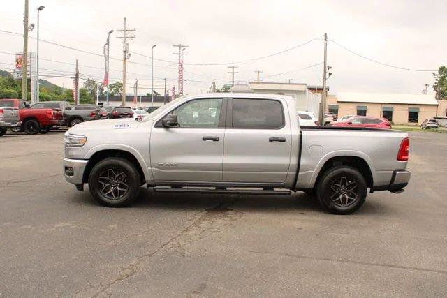 Used 2025 RAM 1500 Big Horn AWD/4WD image 5