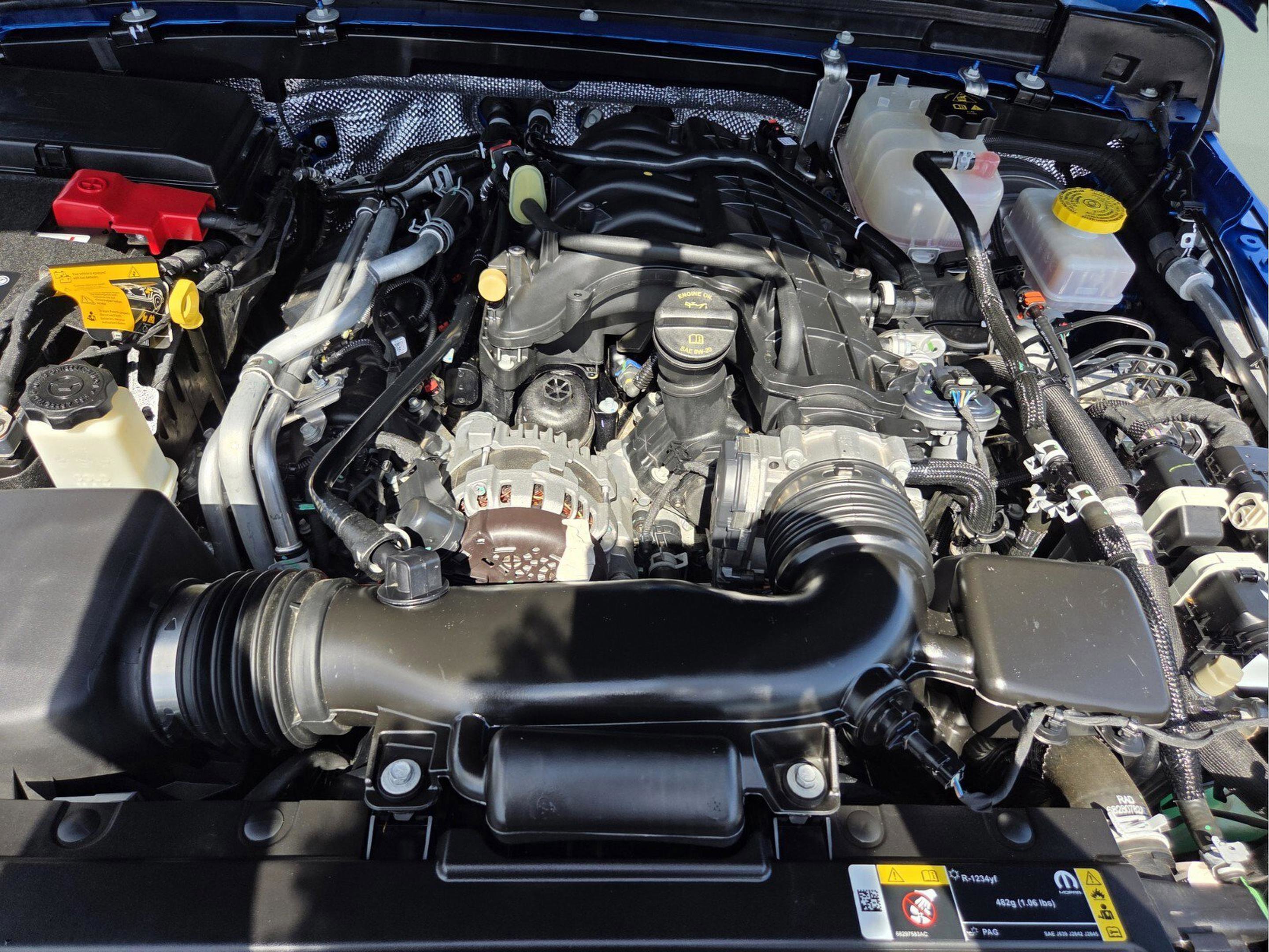 Certified 2024 Jeep Wrangler Sport S image 33