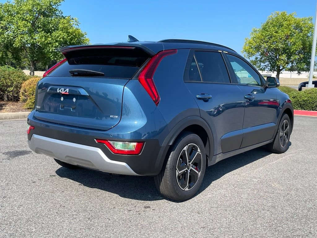 New 2026 Kia Niro EX FWD image 8