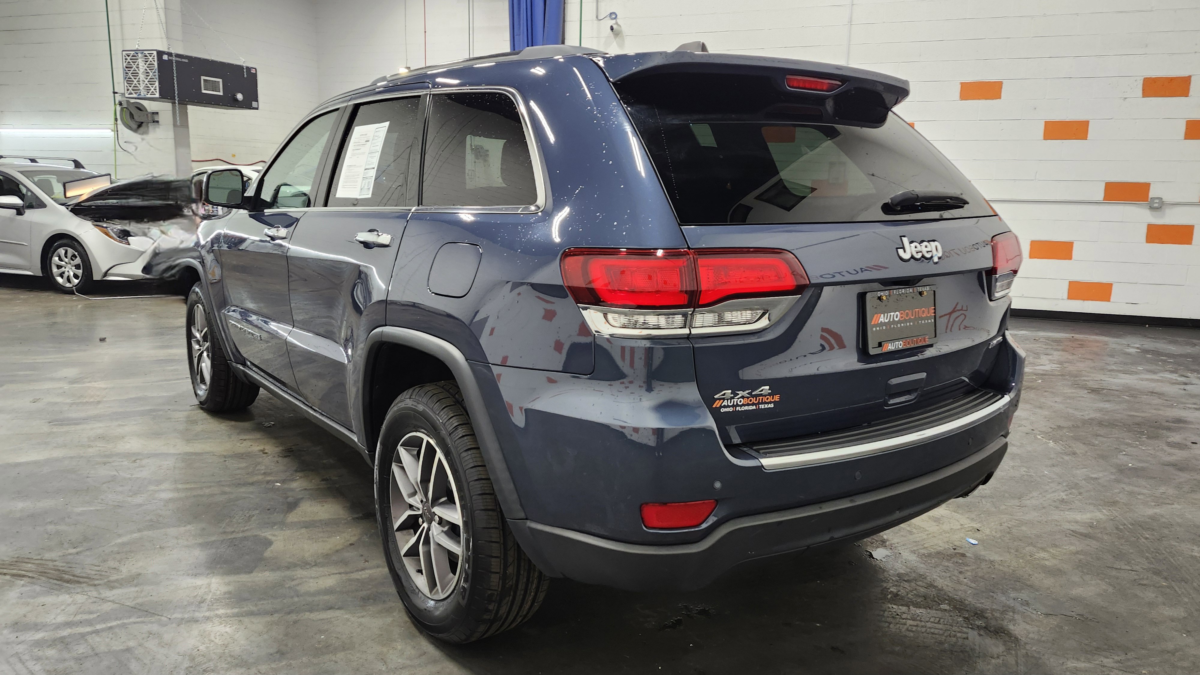 Used 2021 Jeep Grand Cherokee Limited w/ Premium Lighting Group image 18