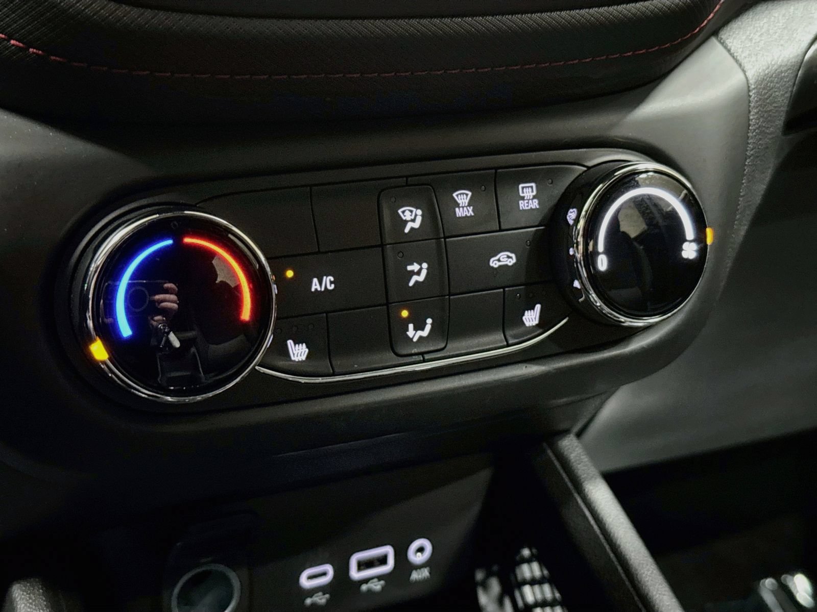 Used 2022 Chevrolet TrailBlazer RS AWD/4WD image 18