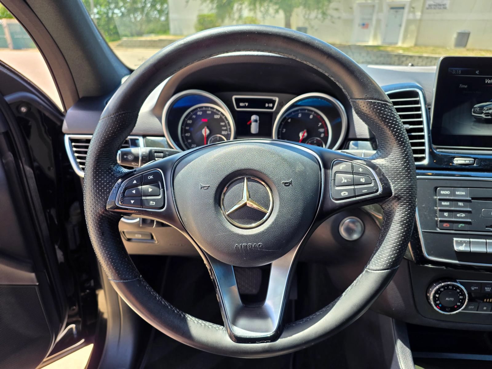 Used 2018 Mercedes-Benz GLE 350 image 37