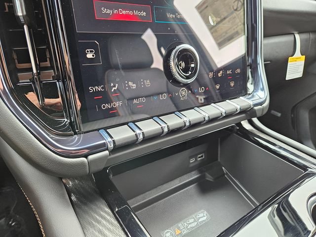 New 2026 GMC Yukon AT4 w/ AT4 Premium Plus Package AWD/4WD image 37