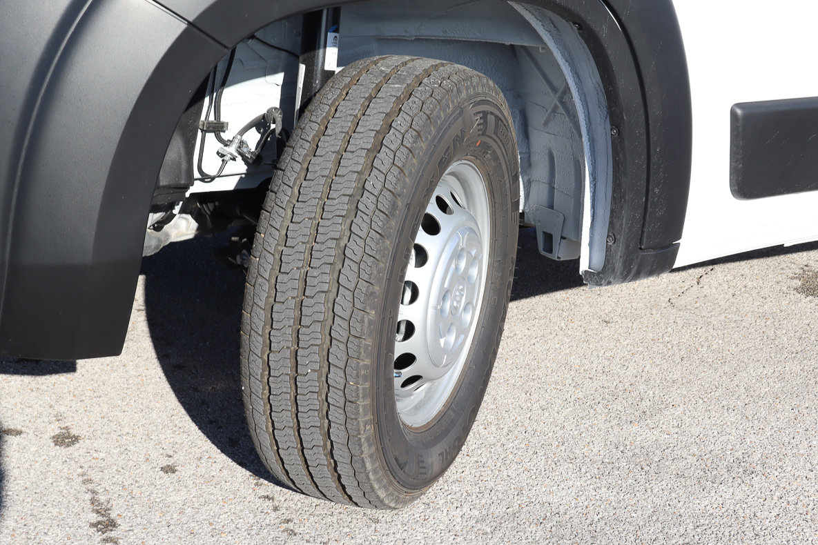 New 2026 RAM ProMaster 2500 w/ Convenience Group image 10