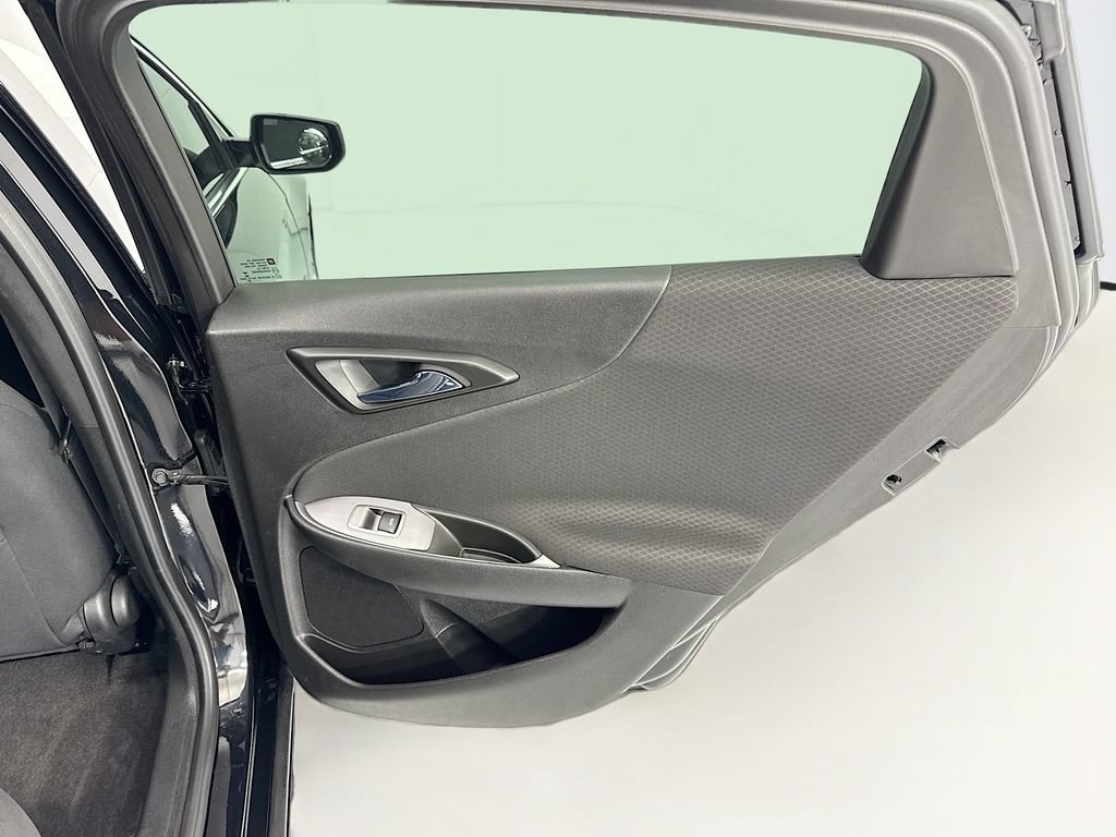 Used 2020 Chevrolet Malibu LS w/ LPO, Convenience Package 2 FWD image 25