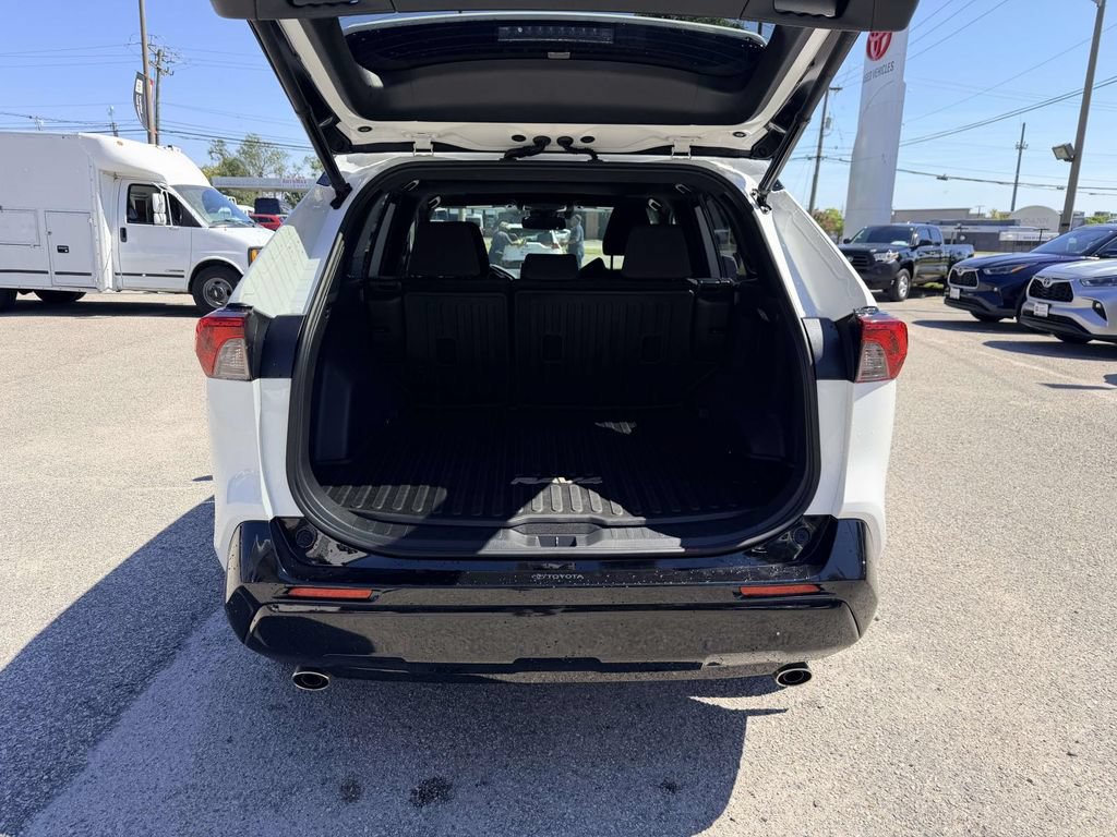 Certified 2021 Toyota RAV4 SE w/ Weather & Moonroof Package AWD/4WD image 15