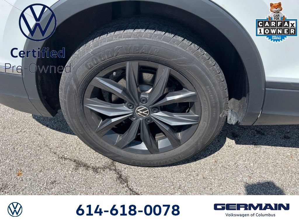 Certified 2024 Volkswagen Tiguan SE w/ Panoramic Sunroof Package AWD/4WD image 14