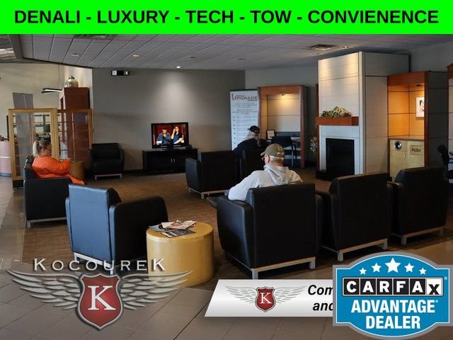 Used 2023 GMC Acadia Denali w/ Denali Ultimate Package AWD/4WD image 32