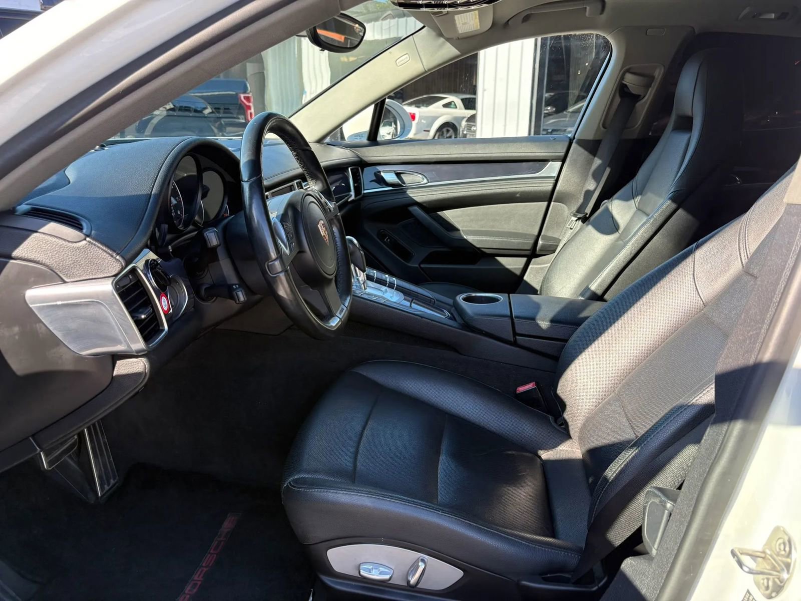 Used 2012 Porsche Panamera 4 image 8