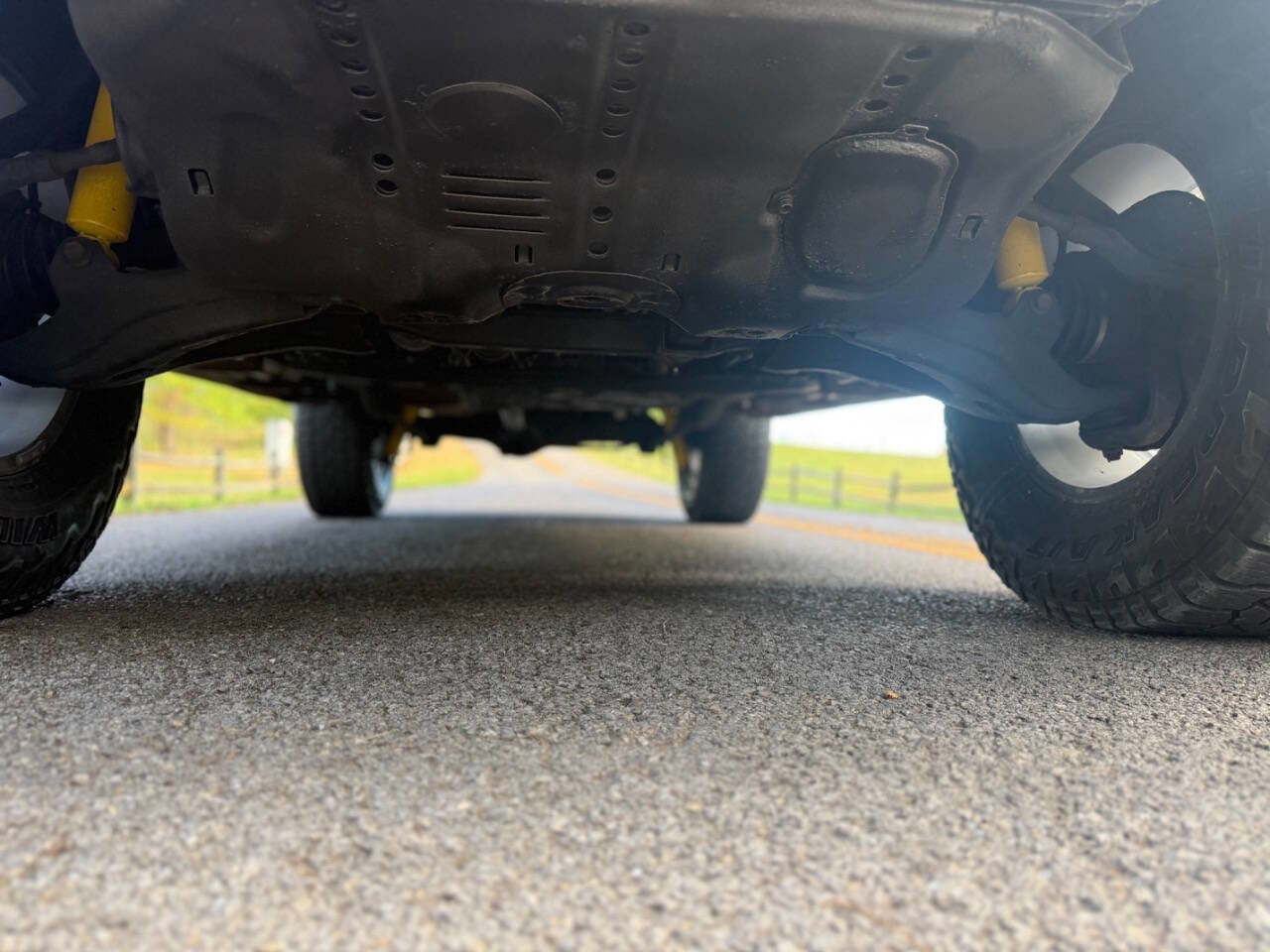 Used 2006 Toyota Land Cruiser image 64