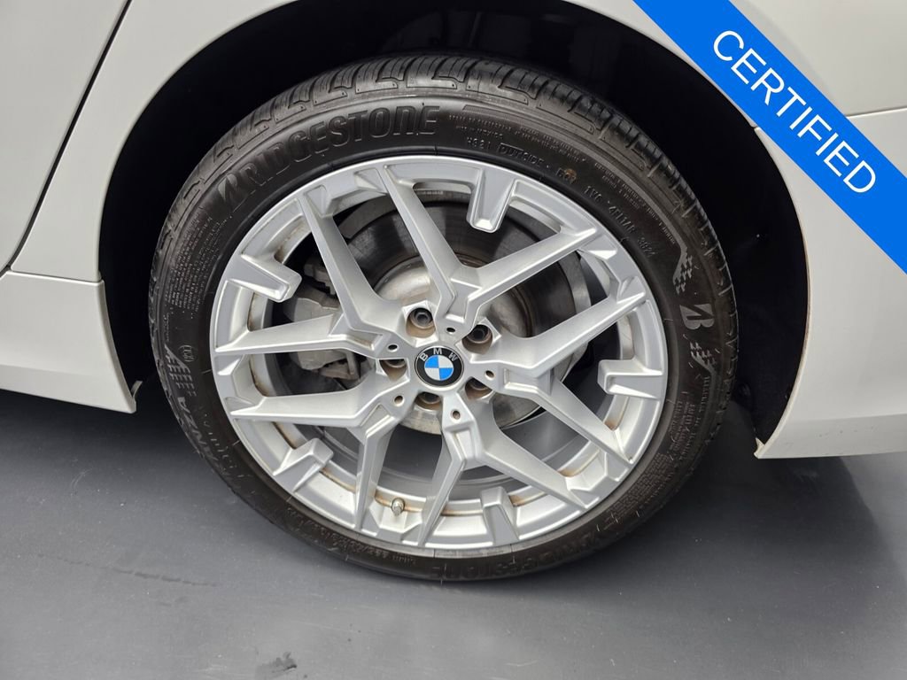 Certified 2025 BMW 330i Sedan w/ Convenience Package image 17