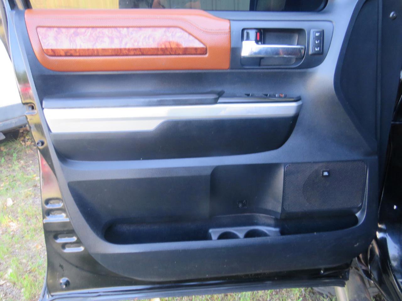 Used 2014 Toyota Tundra 1794 Edition image 9