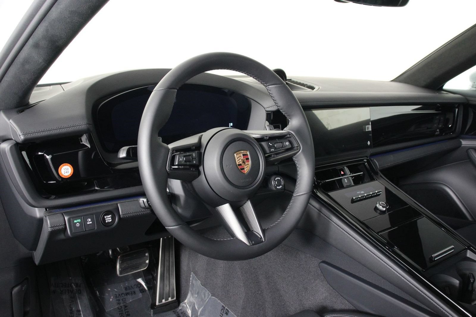 Certified 2026 Porsche Panamera GTS AWD/4WD image 4