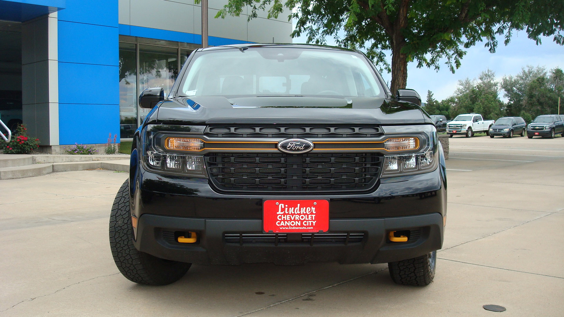 Used 2023 Ford Maverick Tremor w/ Tremor Off-Road Package AWD/4WD image 2