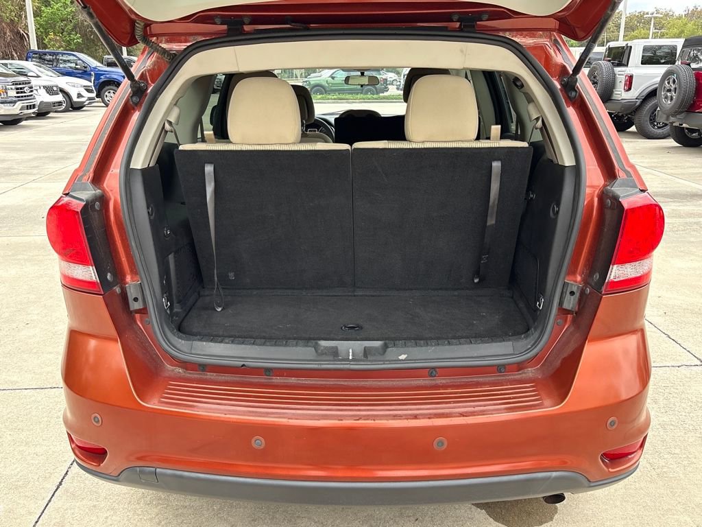 Used 2013 Dodge Journey SXT w/ Flexible Seating Group image 29