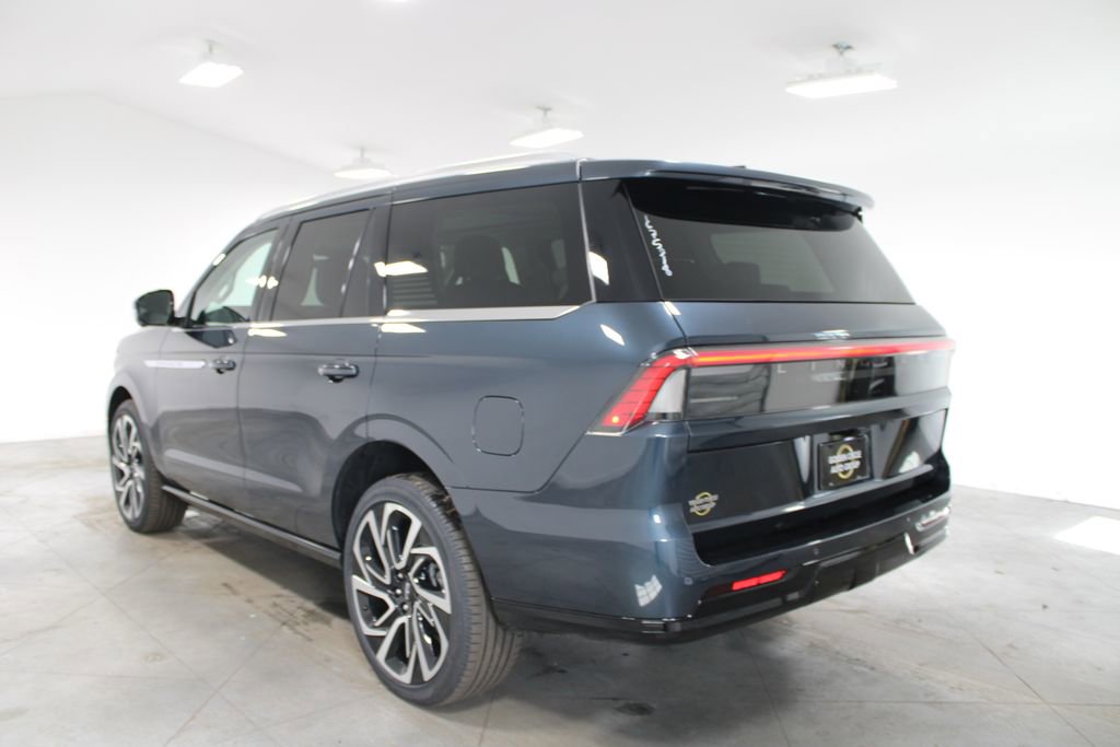 New 2026 Lincoln Navigator Reserve AWD/4WD image 6