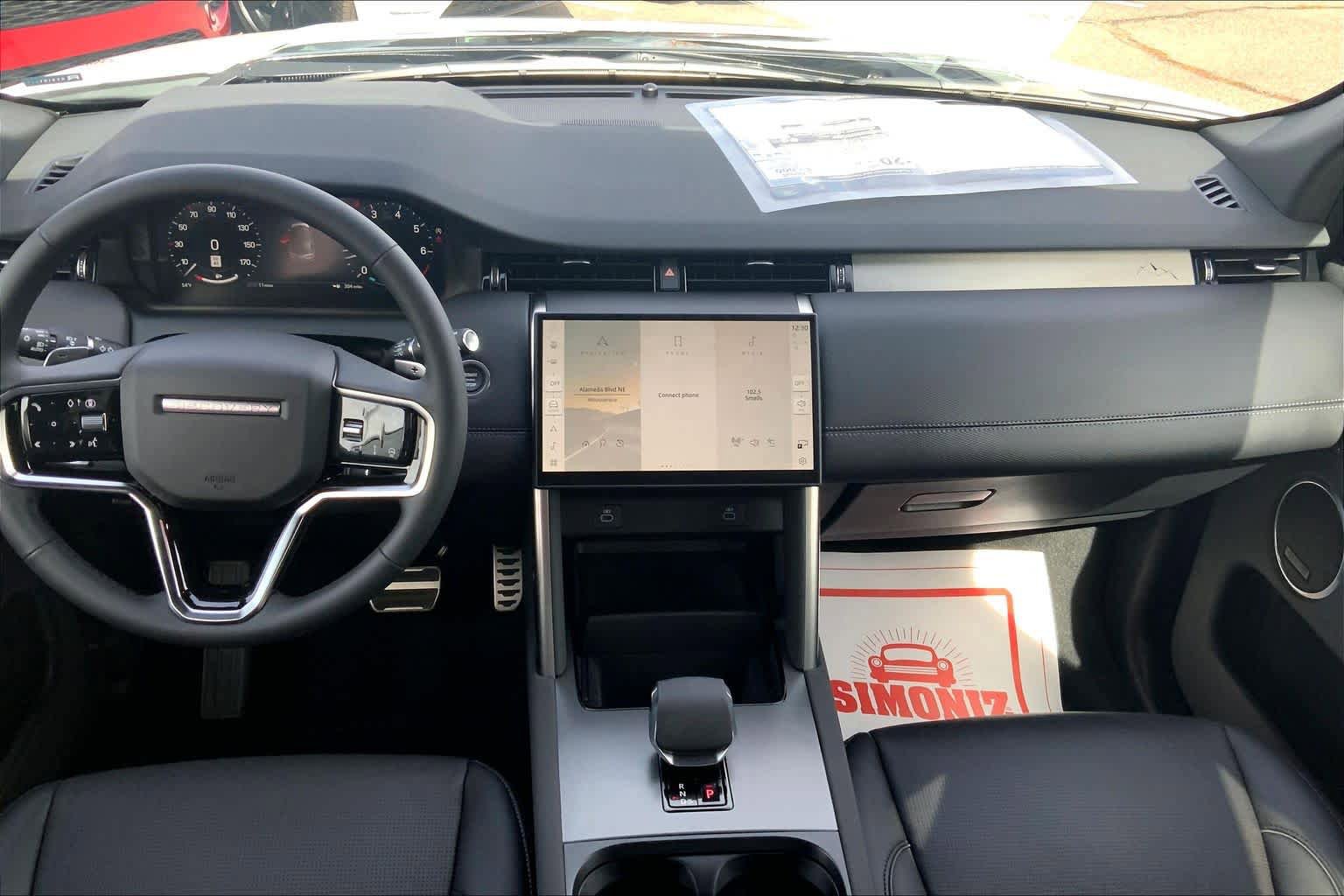 New 2026 Land Rover Discovery Sport Landmark AWD/4WD image 5