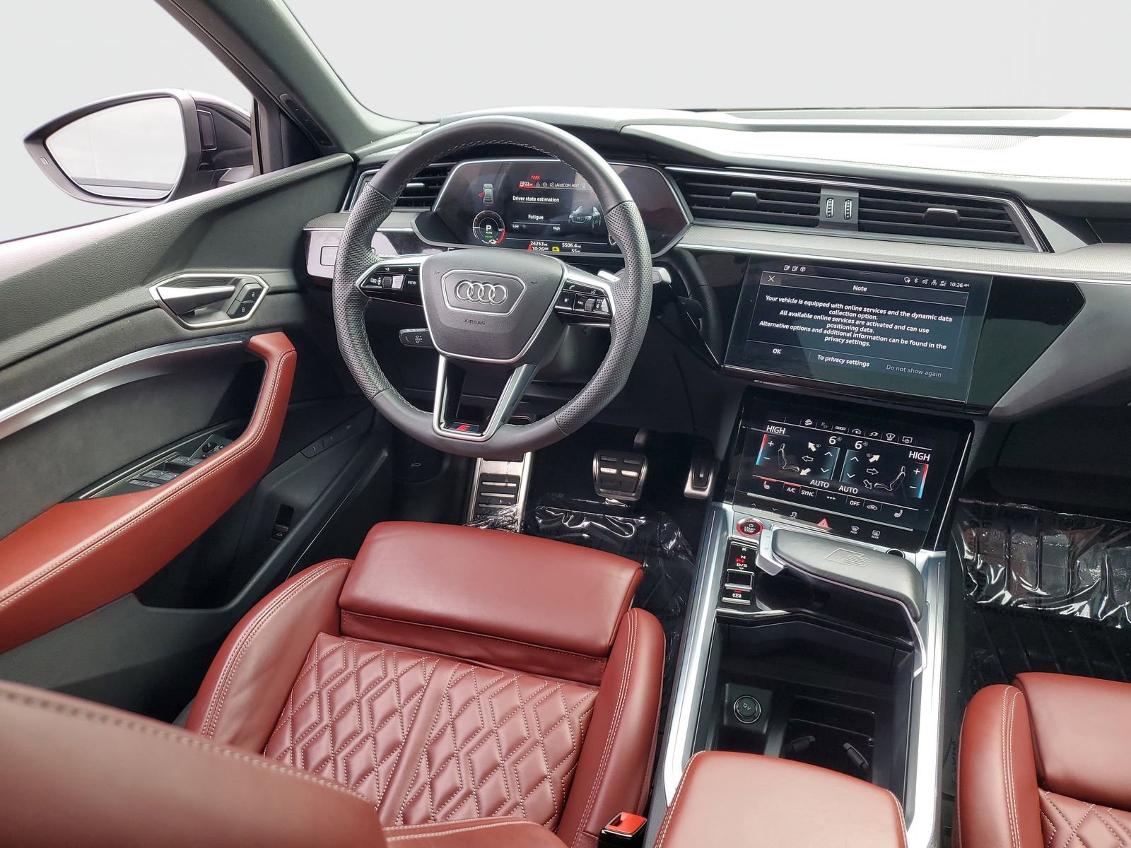 Used 2024 Audi SQ8 e-tron Prestige image 11