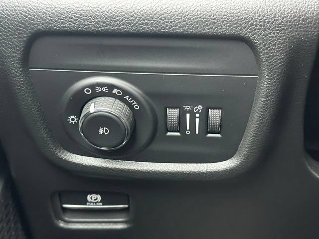 New 2026 Jeep Grand Cherokee L Limited AWD/4WD image 17