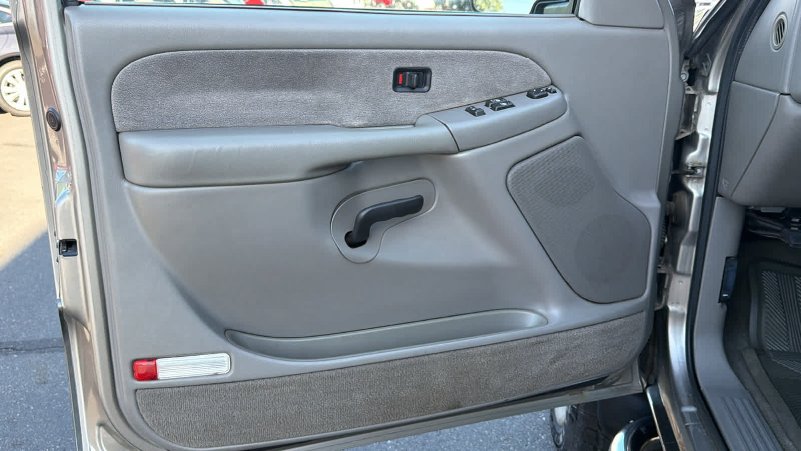 Used 2000 Chevrolet Silverado 1500 LS AWD/4WD image 22