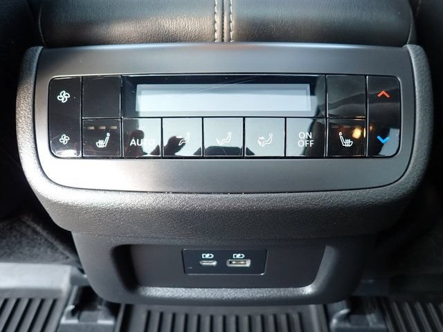 Used 2023 Nissan Pathfinder SL w/ SL Premium Package AWD/4WD image 21