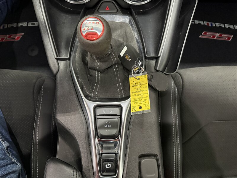 Used 2024 Chevrolet Camaro SS RWD image 12
