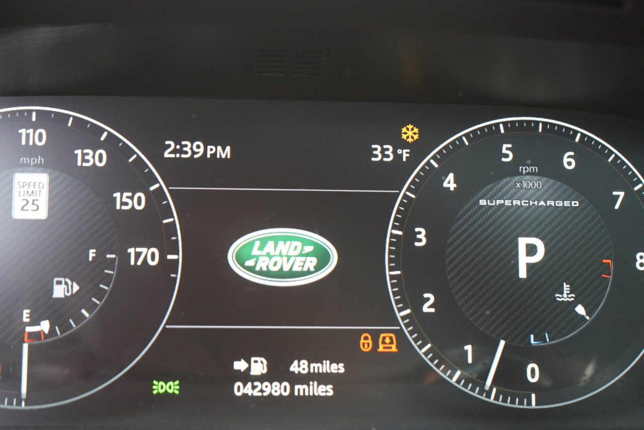 Used 2017 Land Rover Range Rover SV Autobiography Dynamic image 27