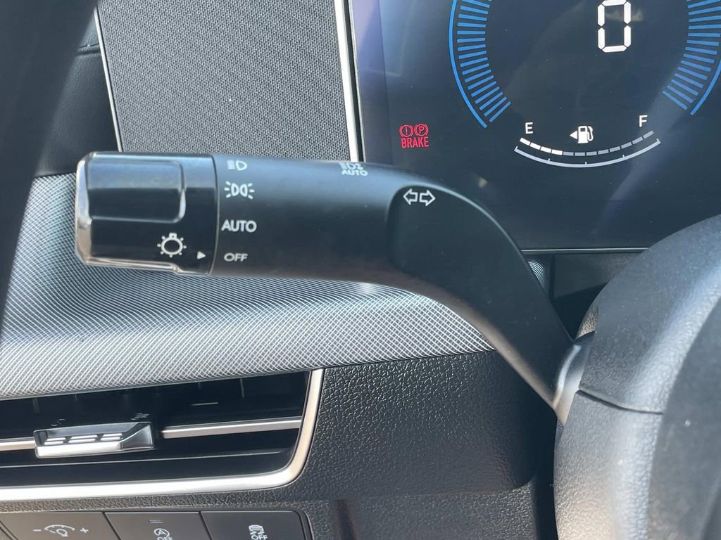 Certified 2025 Hyundai Sonata SE image 15