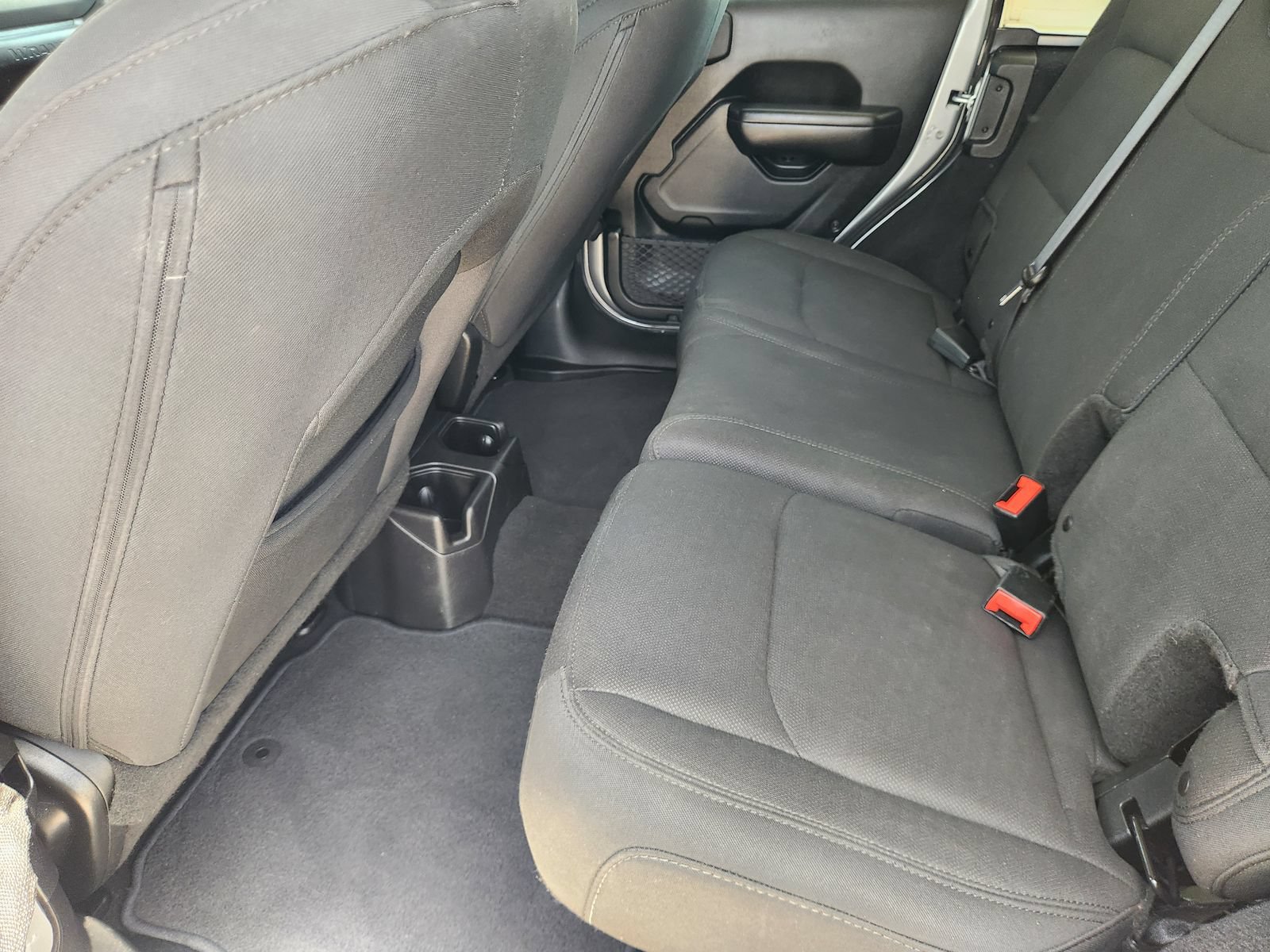 Used 2018 Jeep Wrangler Unlimited Sport S AWD/4WD image 29