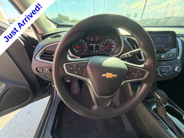 Used 2022 Chevrolet Malibu LS FWD image 39
