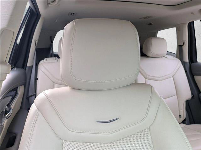 Used 2020 Cadillac XT6 Premium Luxury FWD image 14
