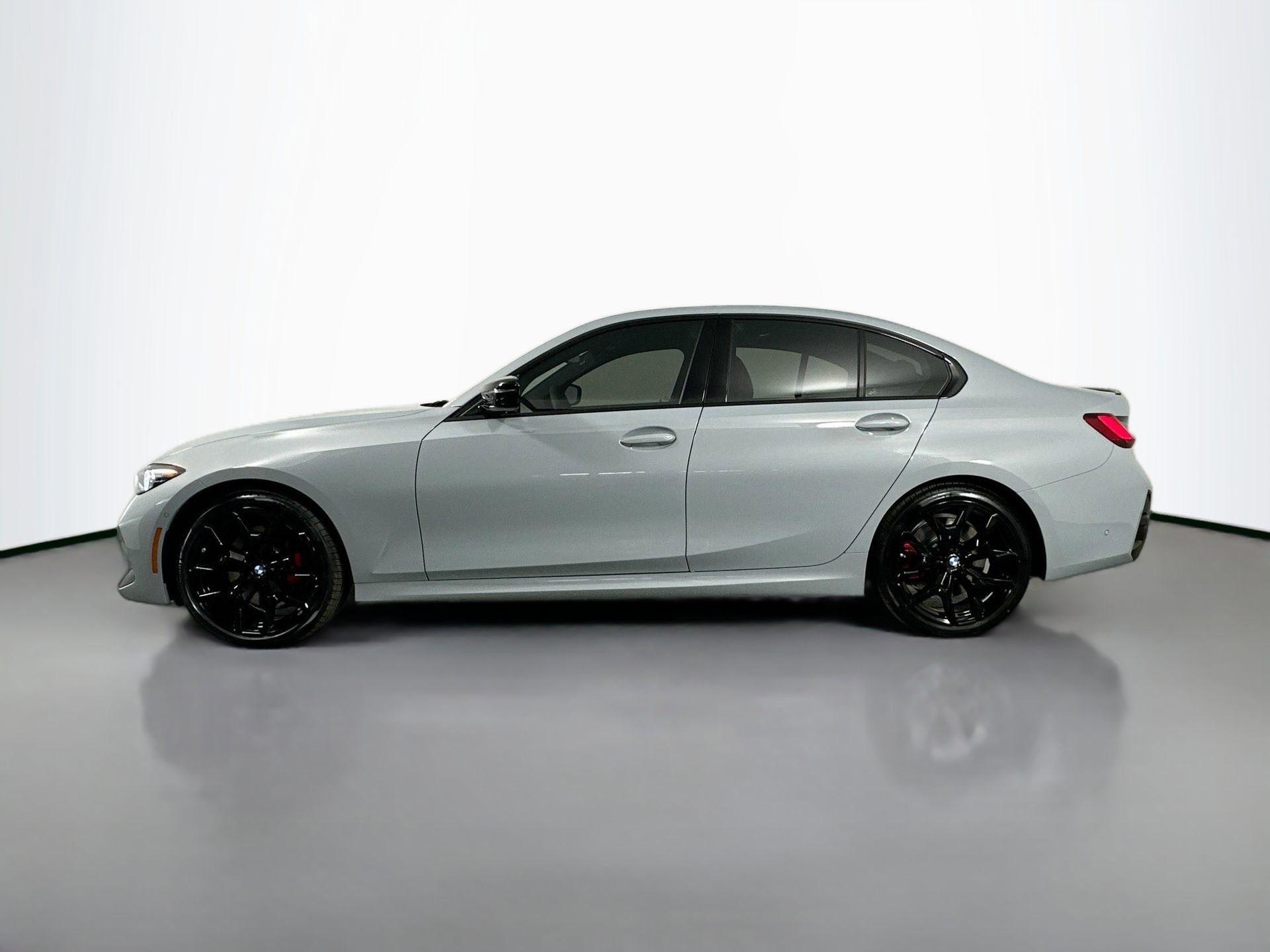 New 2026 BMW 330i Sedan w/ M Sport Package image 8