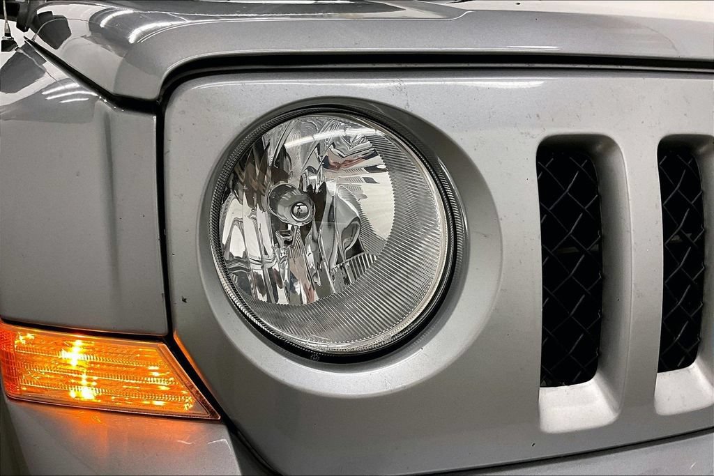 Used 2017 Jeep Patriot Sport w/ Power Value Group FWD image 31
