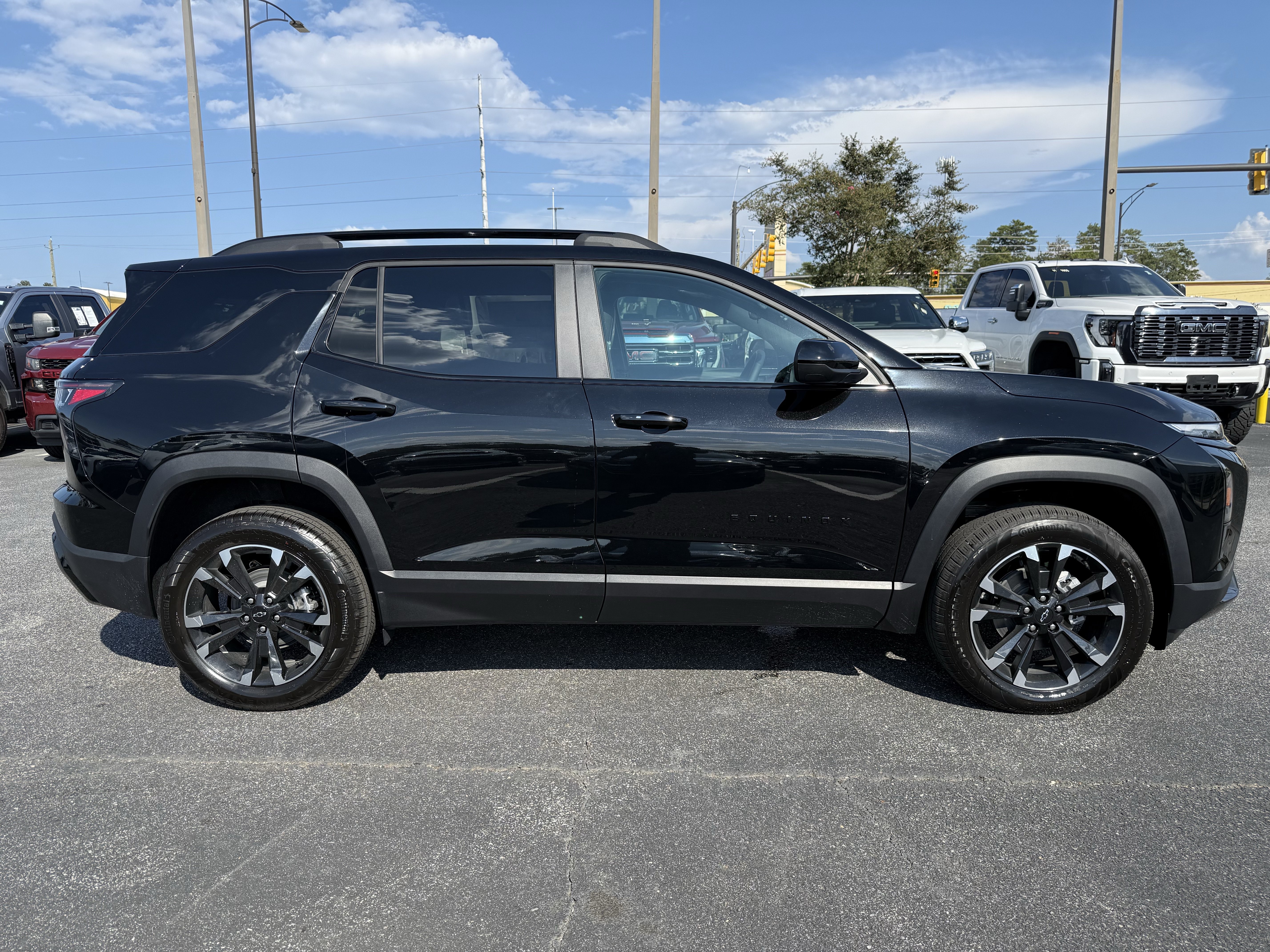 New 2027 Chevrolet Equinox RS FWD image 11