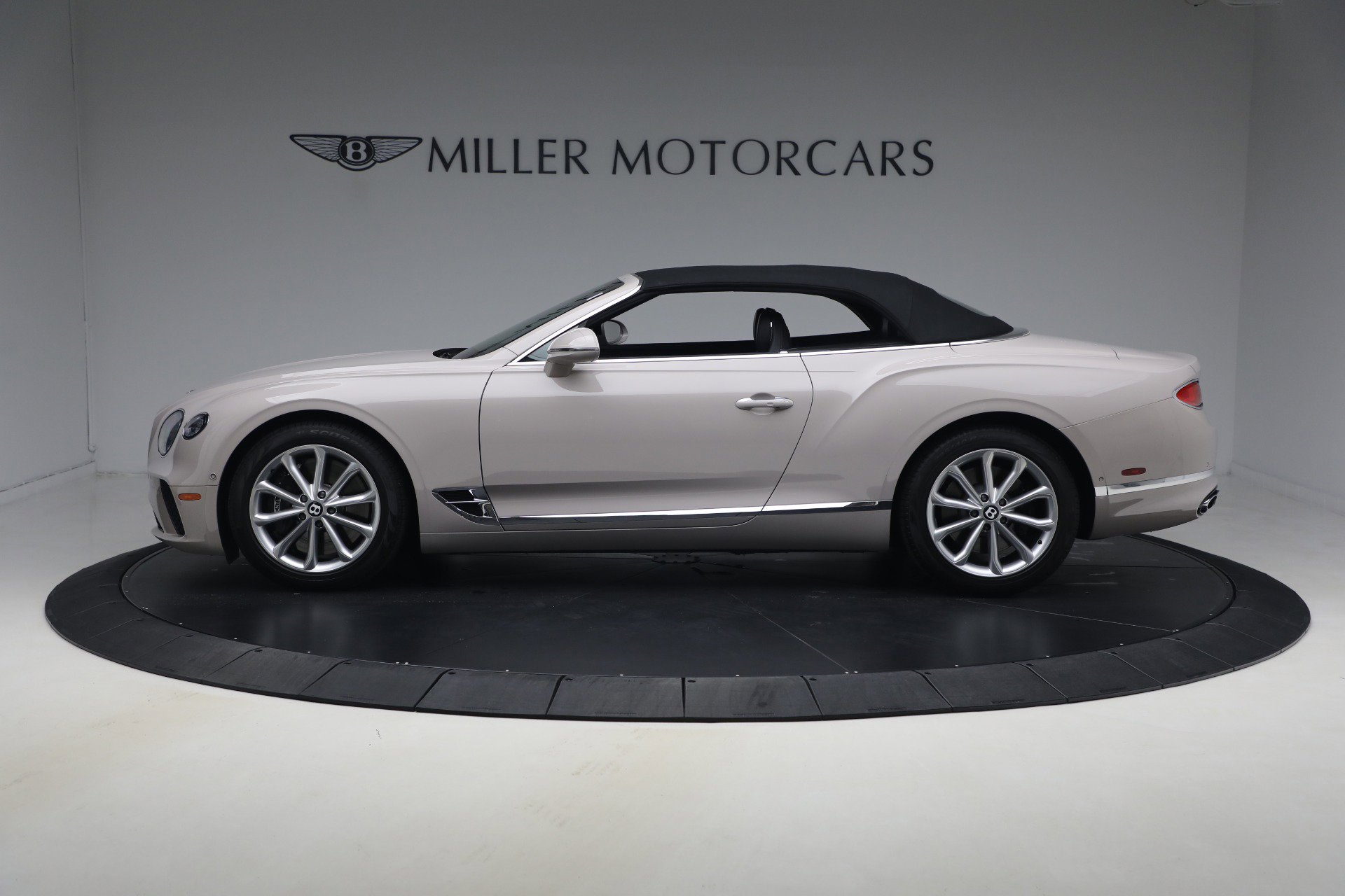 Used 2020 Bentley Continental GT V8 AWD/4WD image 15