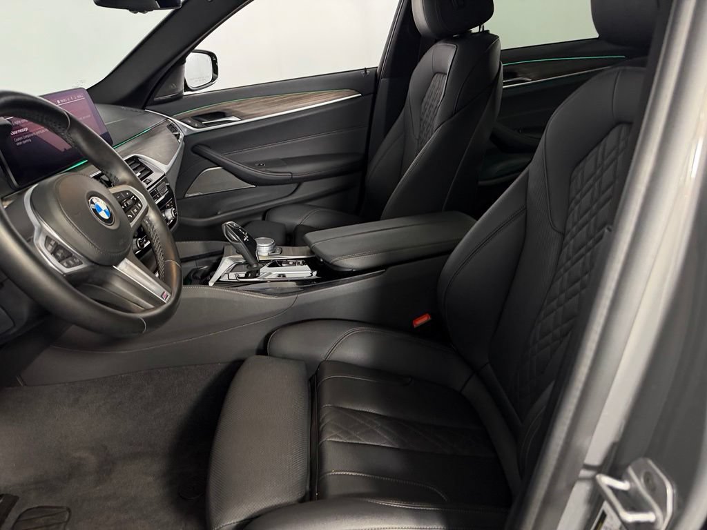 Used 2021 BMW 540i w/ M Sport Package RWD image 22