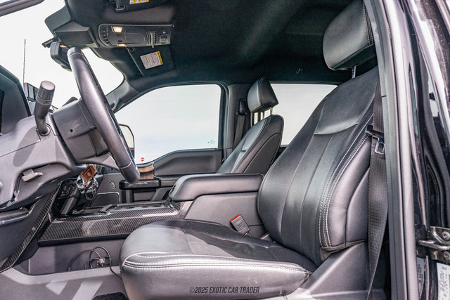 Used 2022 Ford F550 4x4 Crew Cab Super Duty image 31