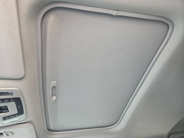 Certified 2026 Toyota Sienna XLE FWD image 22